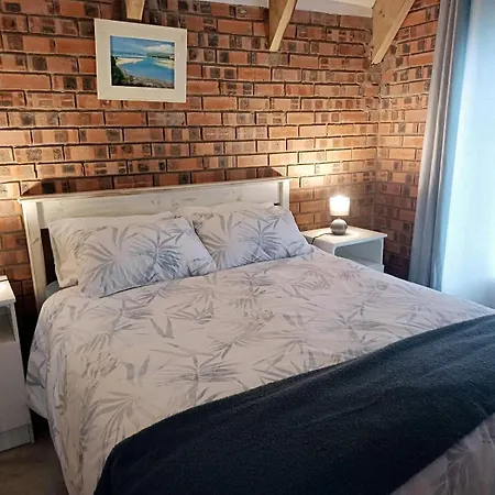 The Jbaynian Guesthouse Jeffreys Bay Room photo