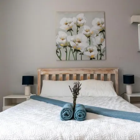 The Jbaynian Guesthouse Jeffreys Bay Room photo